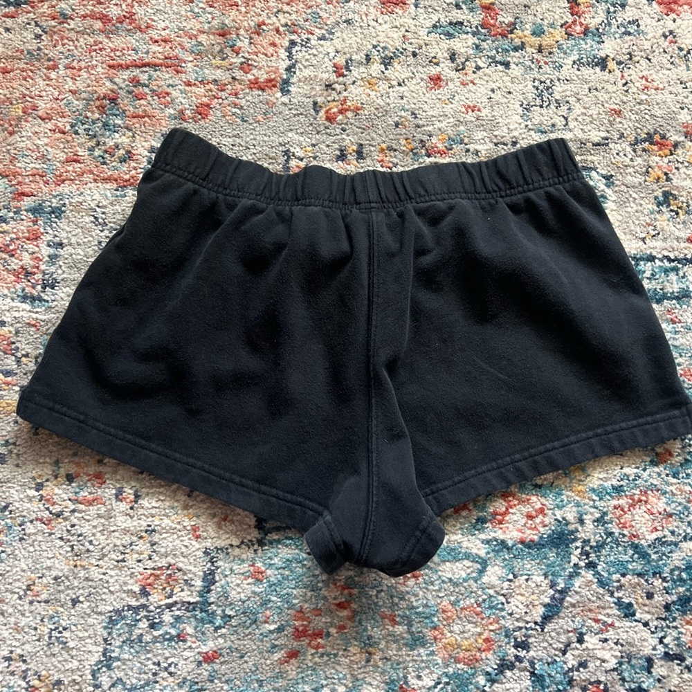The North Face Women's Black Shorts Size Large - Picture 5 of 5
